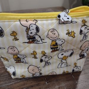 Cosmetic bag